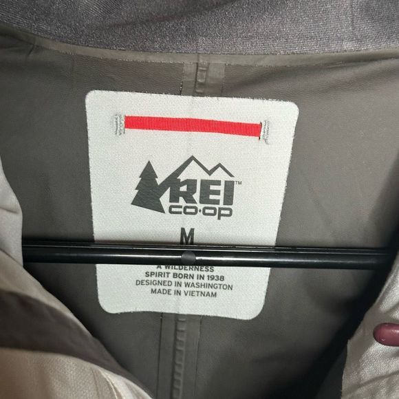 REI XeroDry Gore-Tex Waterproof Jacket Women’s M - Picture 6 of 6